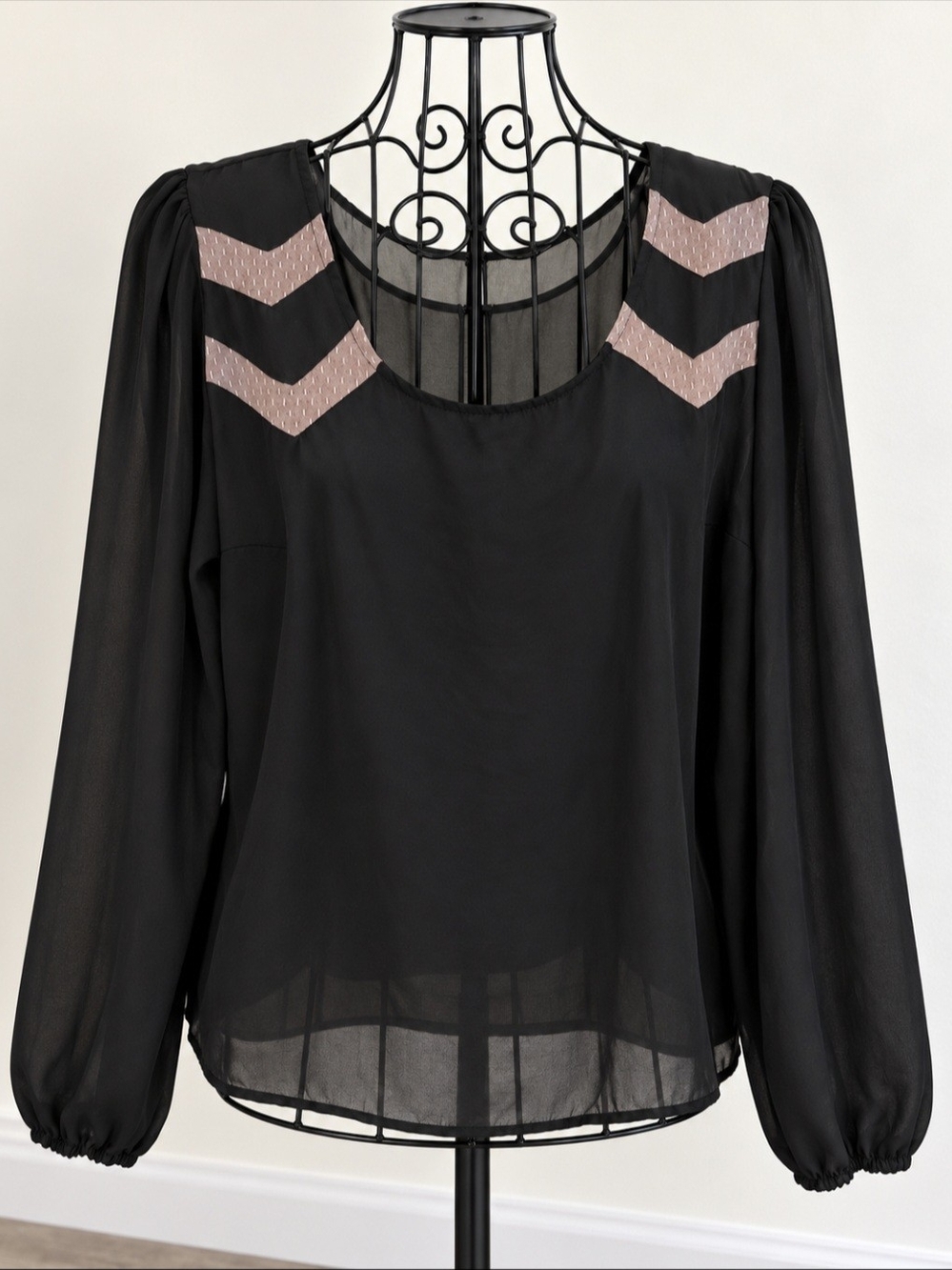Xhilaration Black Sheer Chevron Long Sleeve Blouse XXL